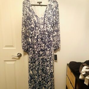 NWT floral long sleeve dress